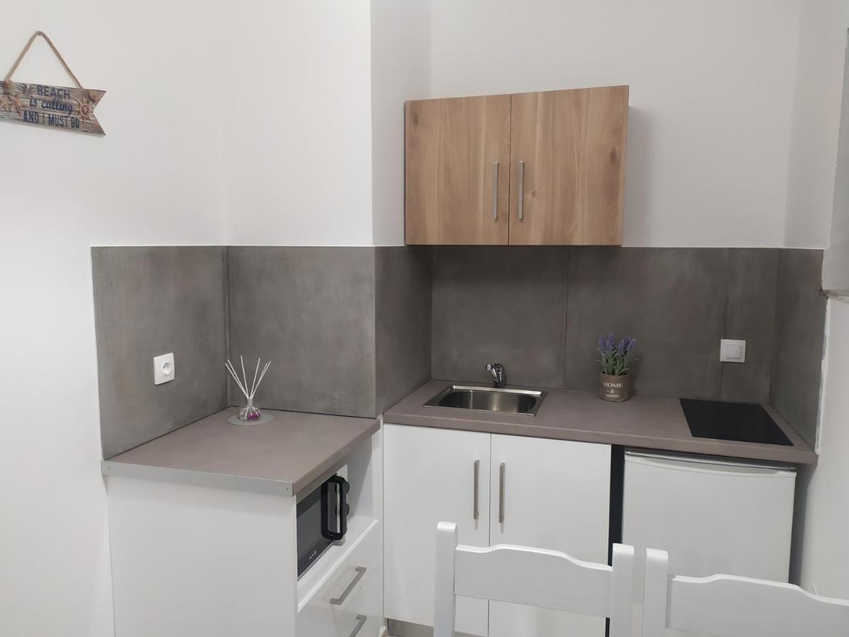 Valentinos Apartments ロダ エクステリア 写真