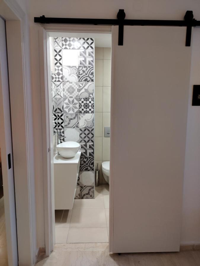 Valentinos Apartments ロダ エクステリア 写真